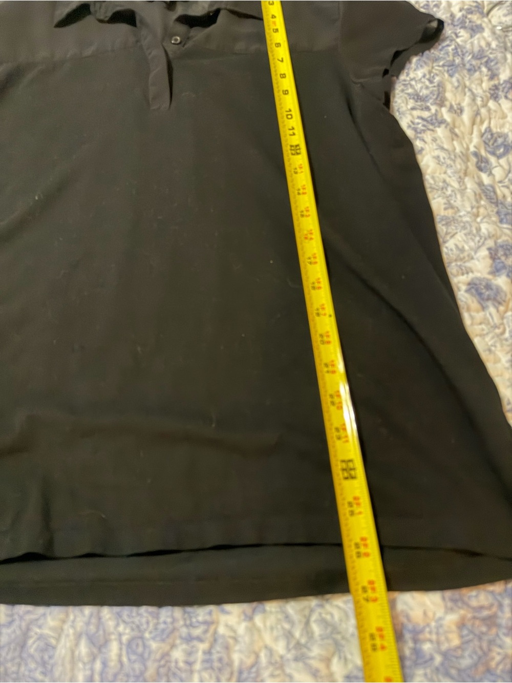 Banana Republic Black Sheer Yoke Short Sleeve Blouse - Picture 3 of 6